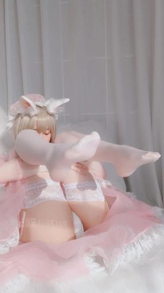 欲望中的女人电影在线观看_720视频大全