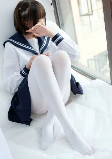 扒开衣服吃奶尖h1v1_剧情片神马影院手机在线