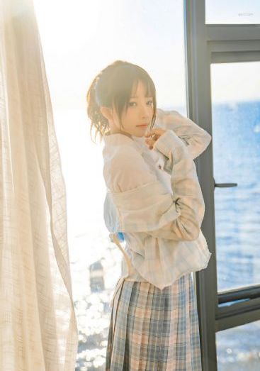 美女把衣服脱到底全身_1080最新电影在线观看